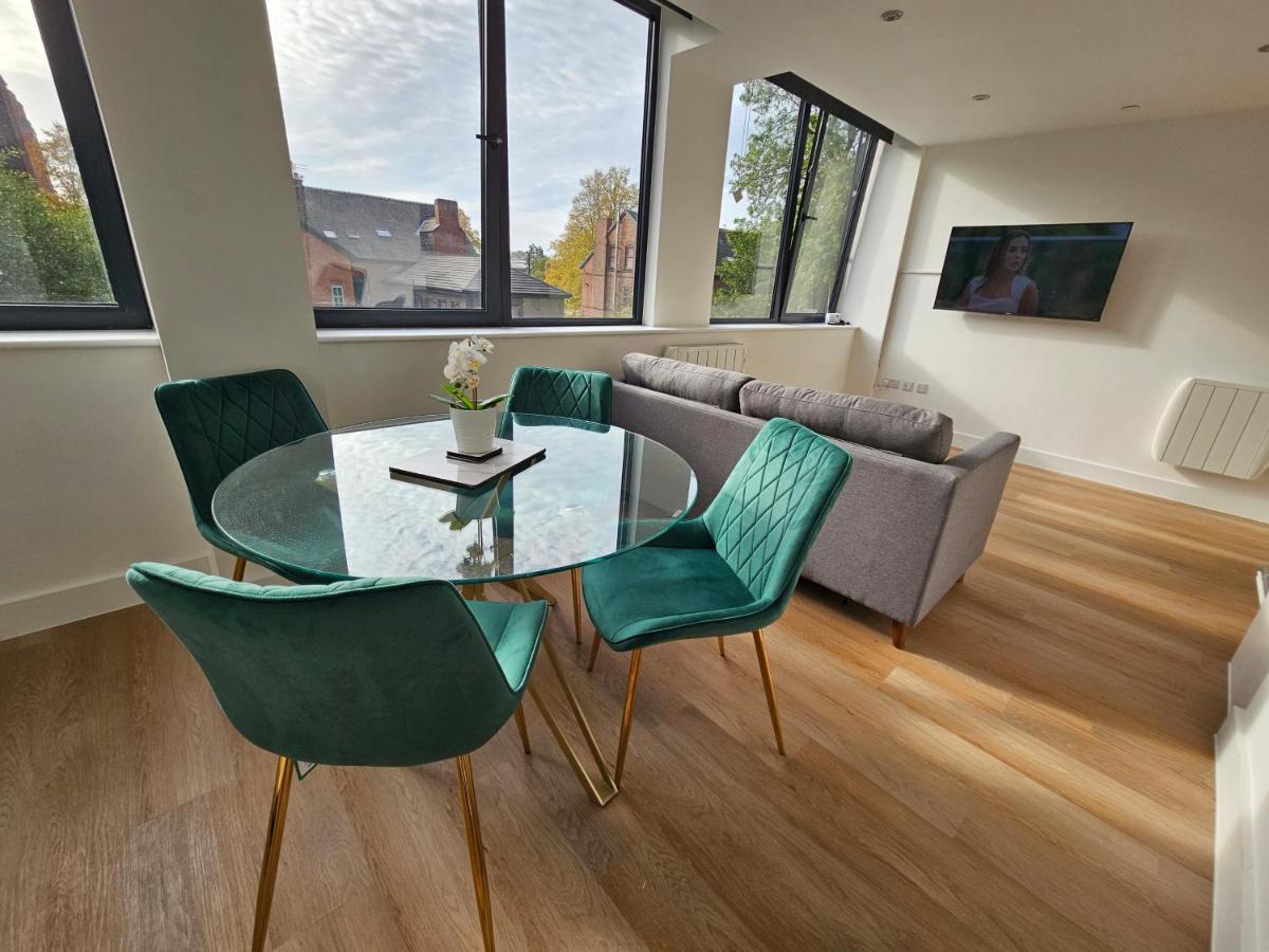 Brand New Trafford Apartment Manchester Kültér fotó